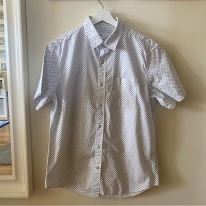 Gap Men’s short sleeves shirt size M